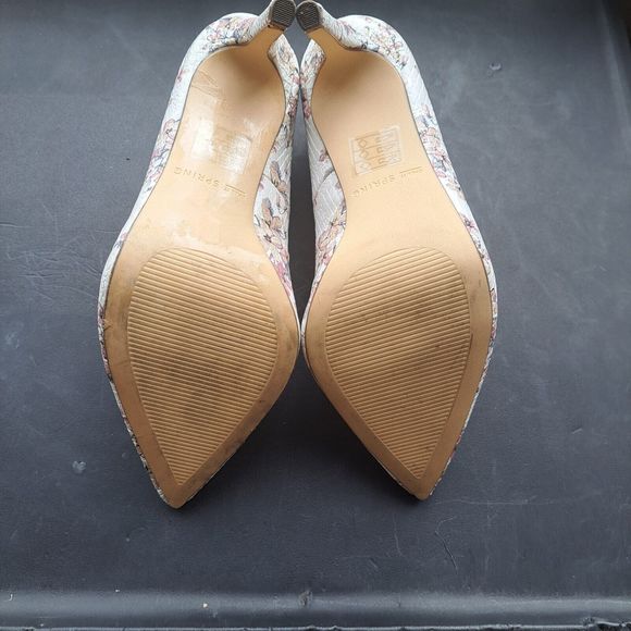 Call It Spring Womens 7.5 VEGAN Faux Pebbled Leather Floral Pointed Toe Heels - Picture 8 of 15